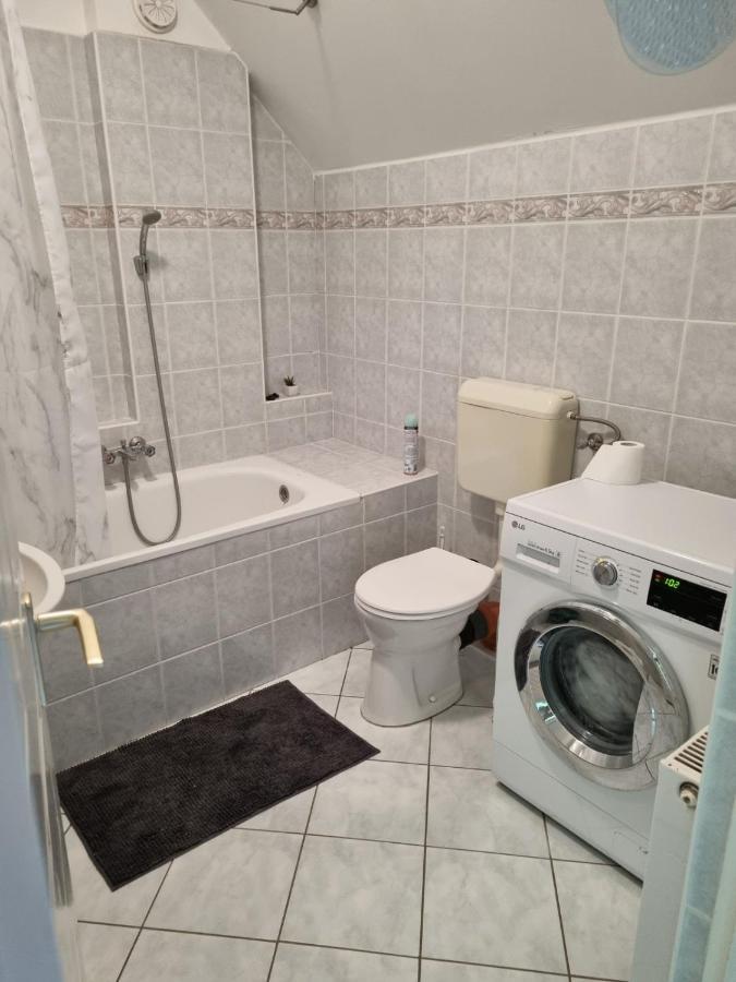 Koerteszirom Apartman Эгер Экстерьер фото